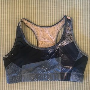 ZYIA size Large sports bra NWOT
